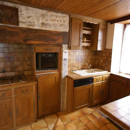 1km From The Gouffre De Padirac!, Cleaning Included